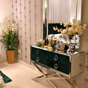 Dressing Table With Mirror